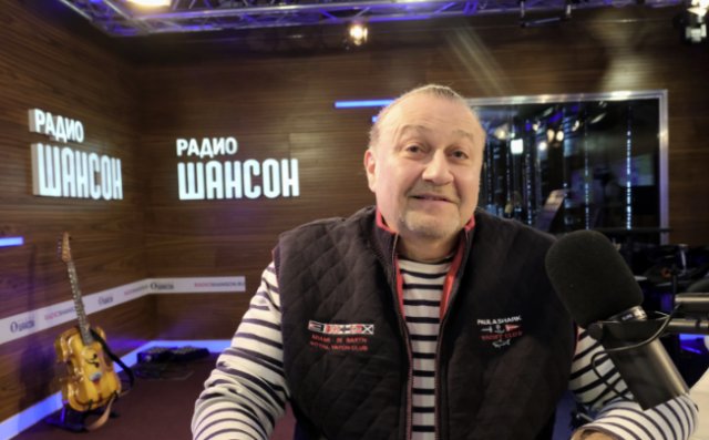 Валерий Курас представил озорную песню «Сушнячок» Валерий Курас представил озорную песню «Сушнячок»